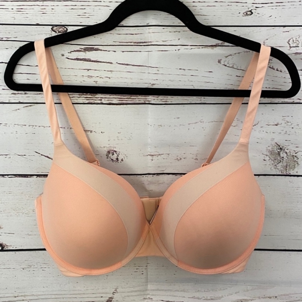 Victoria's Secret Body Peach Full Coverage Bra - Picture 1 of 9